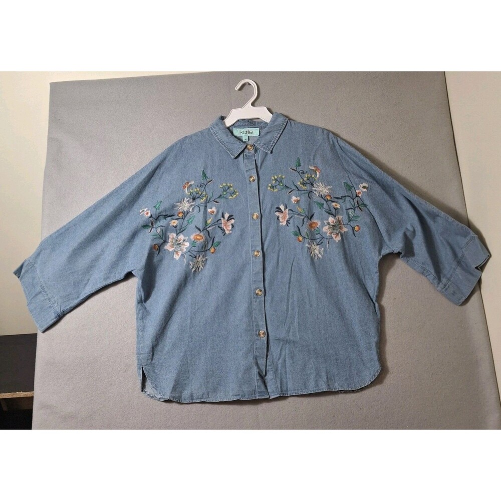 Karlie Floral Embroidered Denim Shirt Women's Medium 3/4 Sleeve Button Up Blue